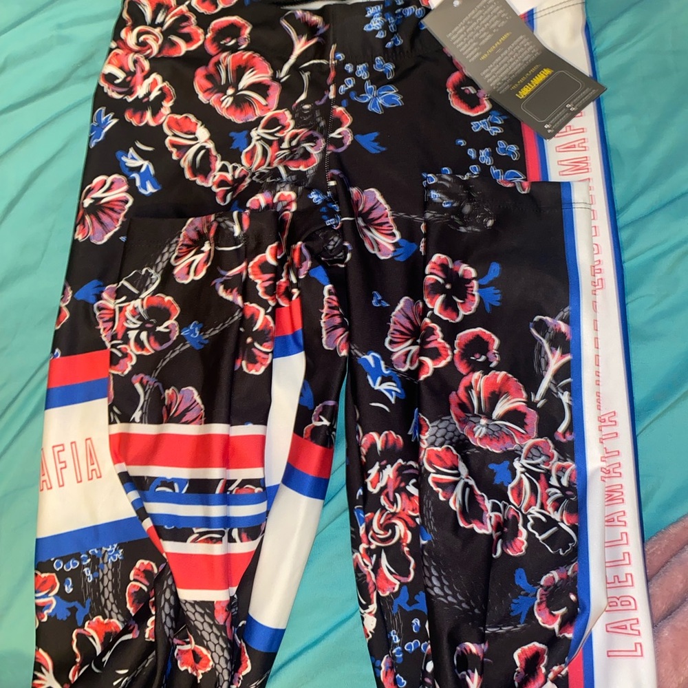 New Labellamafia leggings siz medium